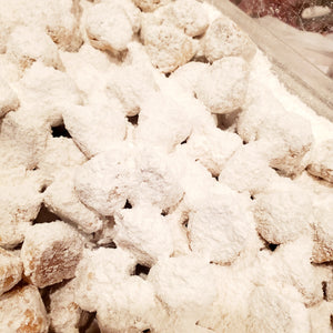 Anthos Kourabiedes - Traditional Cookies with Butter and Almond